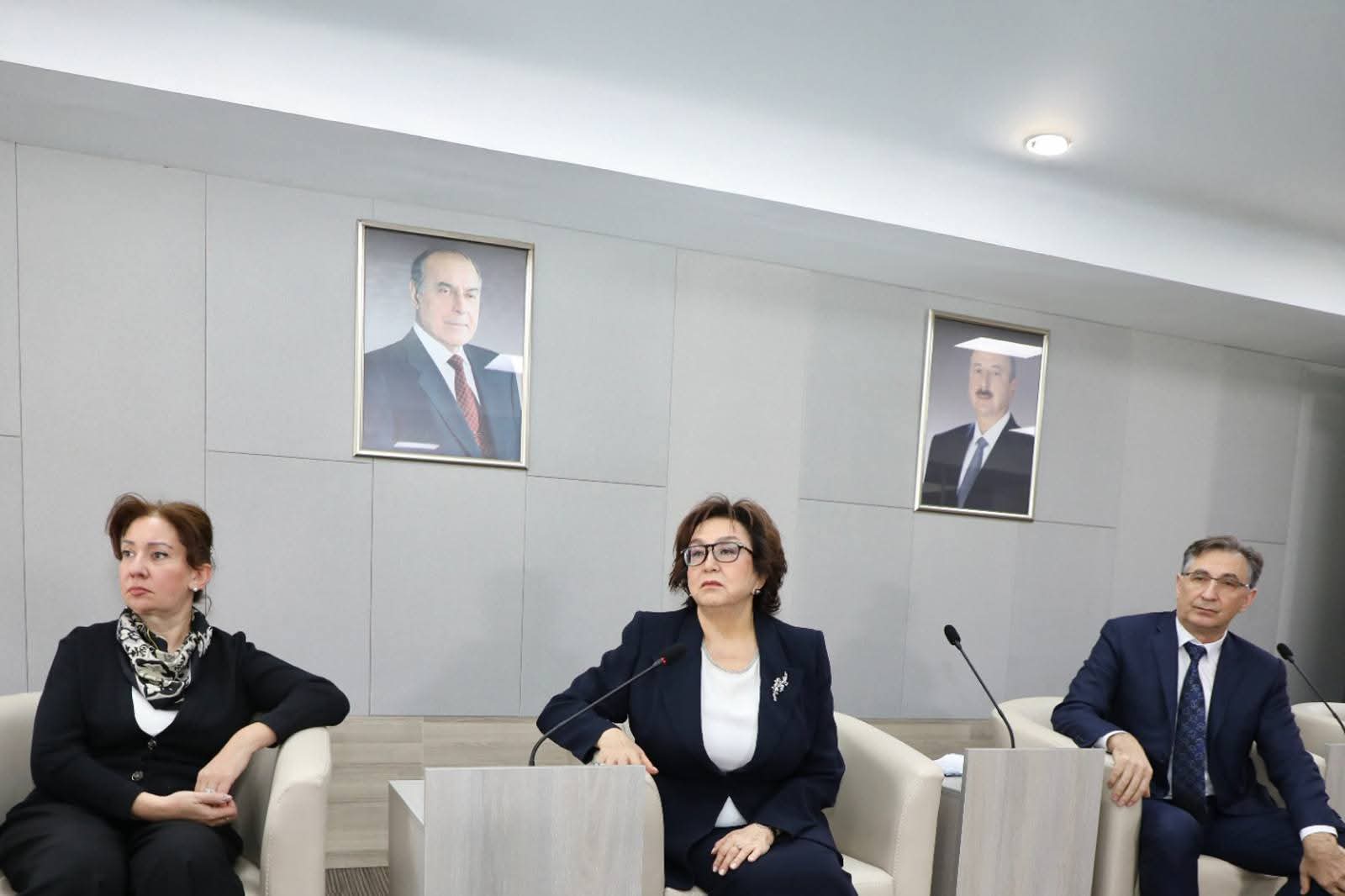 Dövlət İmtahan Mərkəzində abituriyent, valideyn və pedaqoji ictimaiyyət nümayəndələri ilə açıq görüş keçirilib.